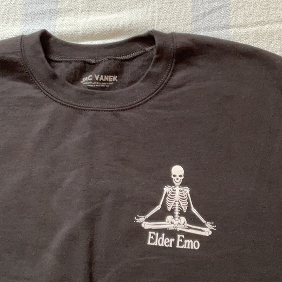 Jac Vanek “I'm Spiraling” Sweatshirt - Picture 3 of 4